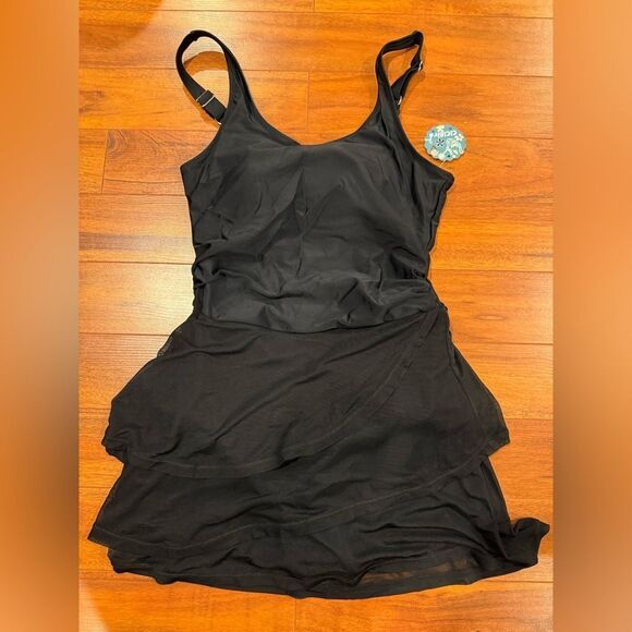 CiCiBird Women One Piece swim dress NWT - Picture 2 of 7
